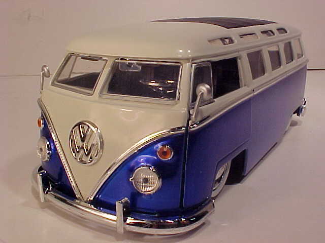4 pack 1962 VW Van Volkswagen Bus Diecast 1:24 Jada Toys 8 inch White Walls 